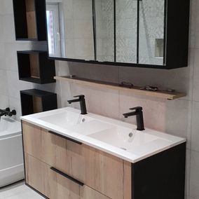 salle de bain moderne apres renovations 3